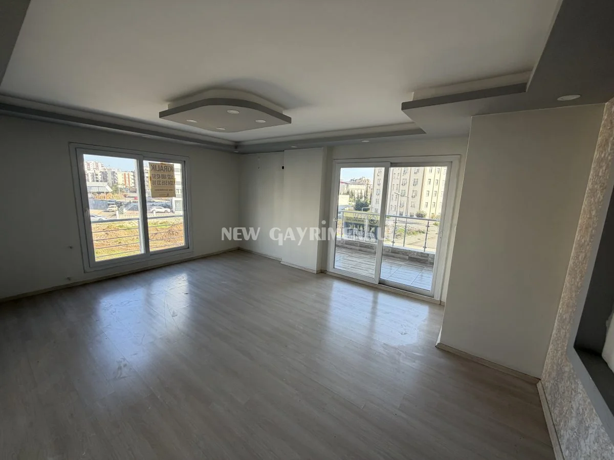 Alata’da Kiralık 2+1 Daire – Site İçerisinde – Havuzlu