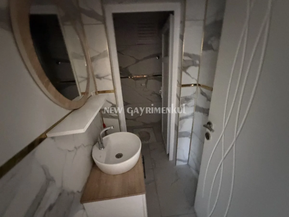 Alata’da Kiralık 2+1 Daire – Site İçerisinde – Havuzlu