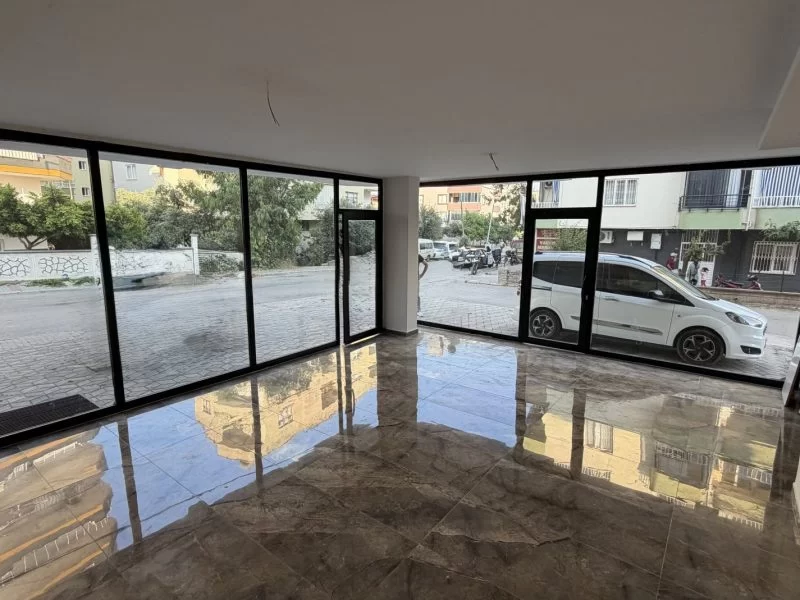 Alata’da Kiralık 65 m2 Dükkan – Depolu
