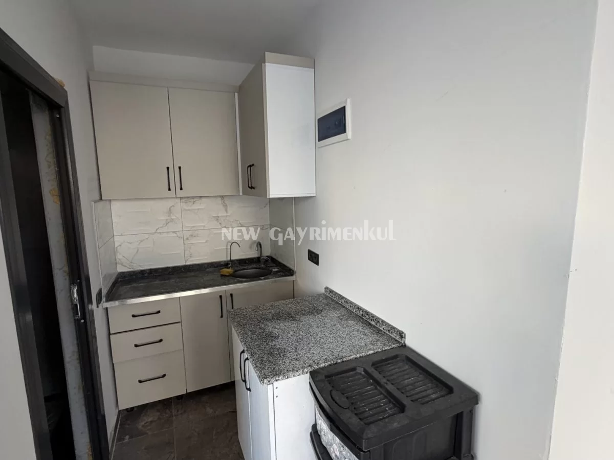 Alata’da Kiralık 65 m2 Dükkan – Depolu