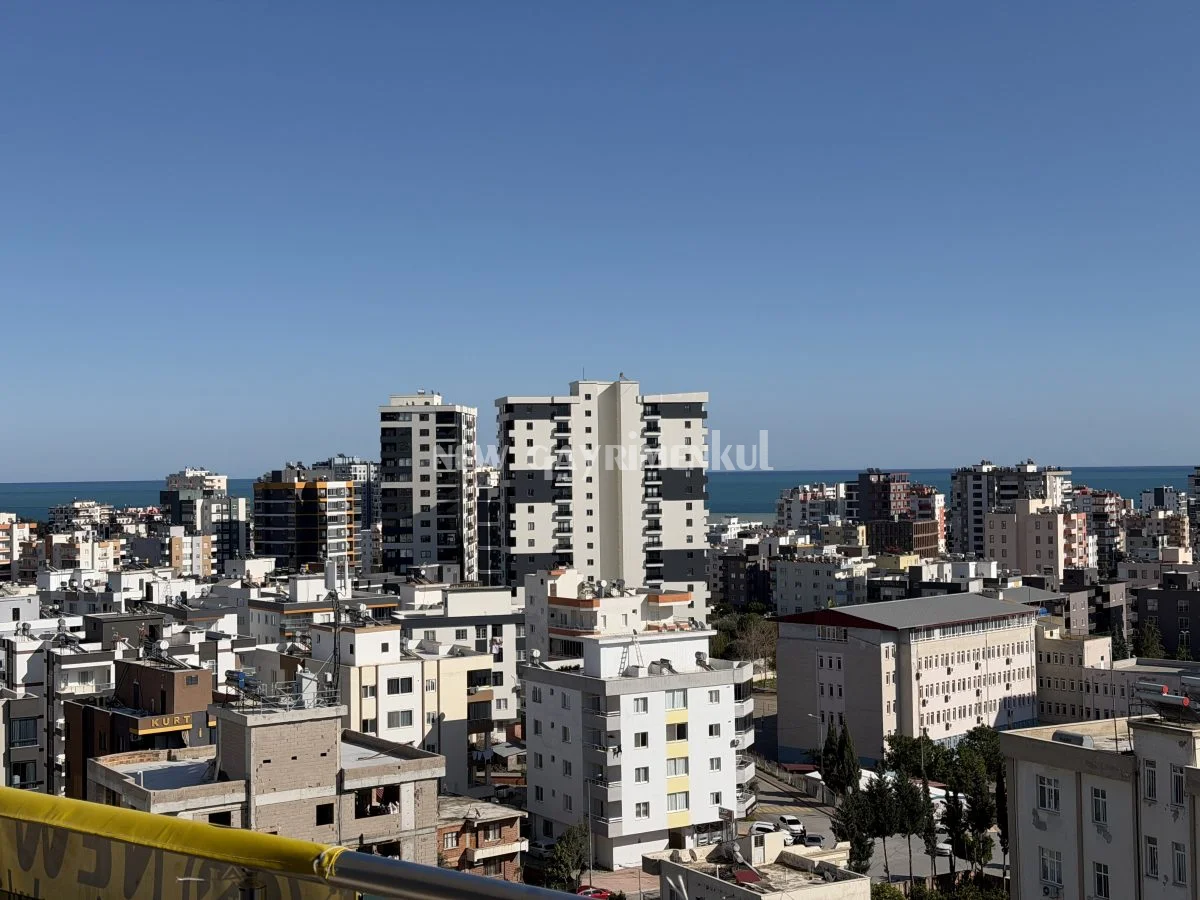 Alata’da Satılık 2+1 Daire – Site İçinde – Havuzlu