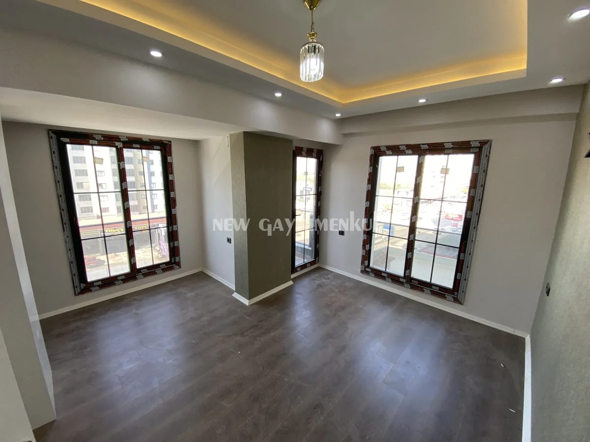 Alata’da Satılık 3+1 Daire – 165 m² – Yerden Isıtmalı – Bağımsız Mutfaklı