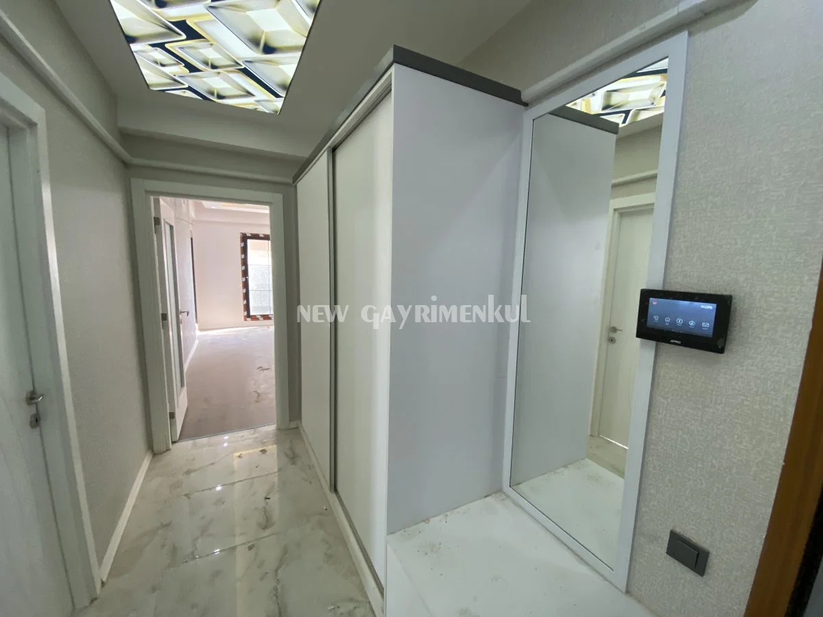Alata’da Satılık 3+1 Daire – 165 m² – Yerden Isıtmalı – Bağımsız Mutfaklı