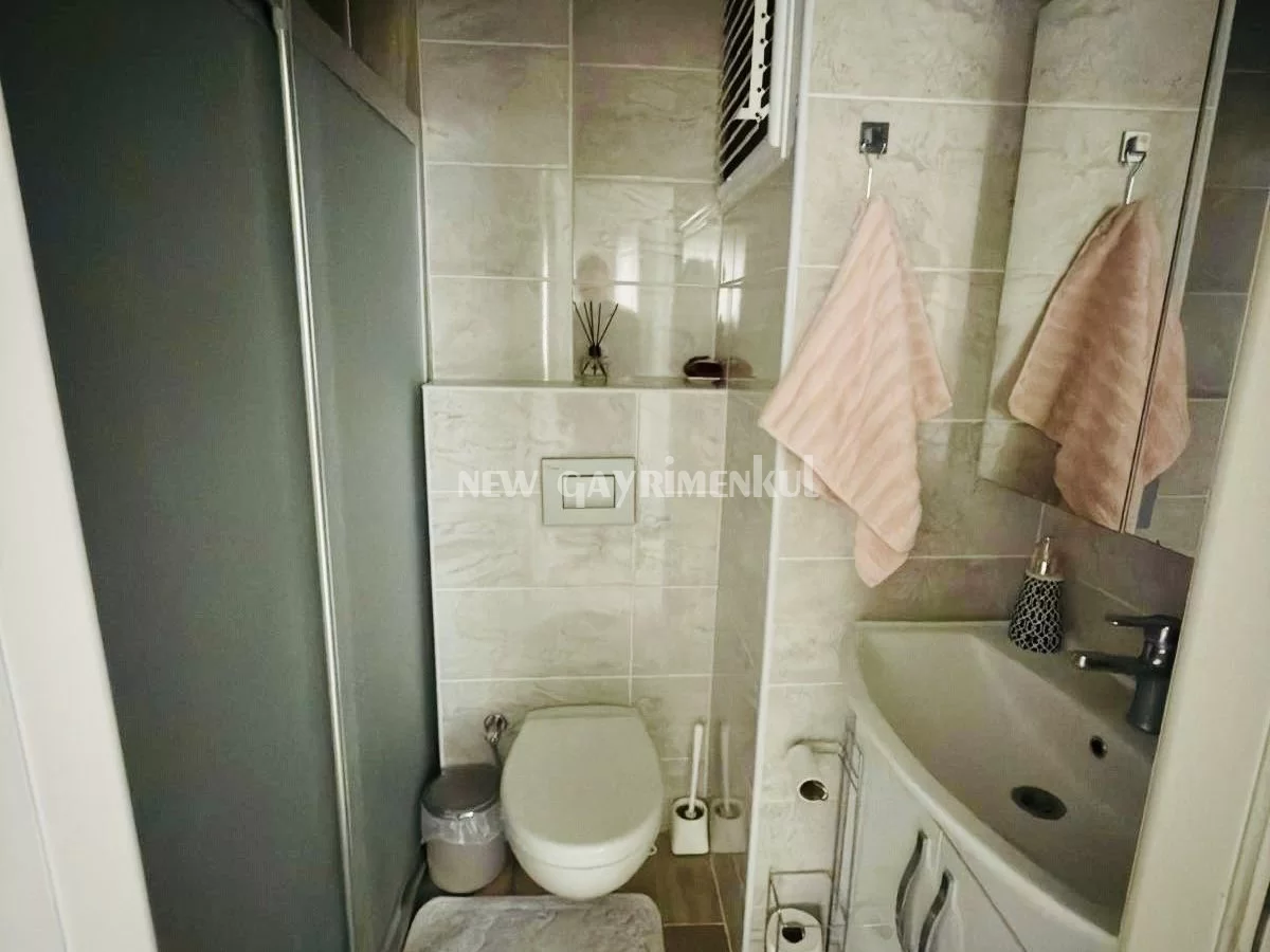Alata’da Satılık 3+1 Daire – Bağımsız Mutfaklı – 160 m²