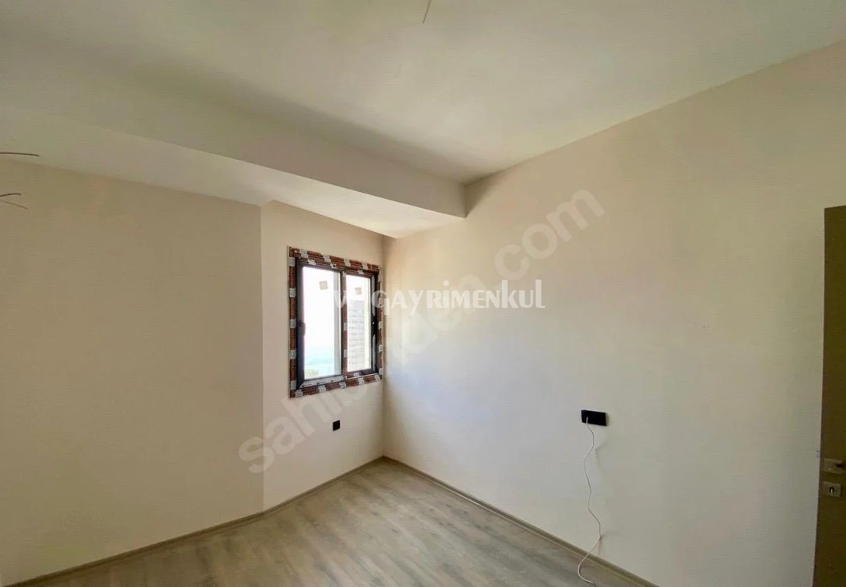 Ayaş’ta Satılık 2+1 Satılık – 125 m² – Site İçerisinde – Havuzlu