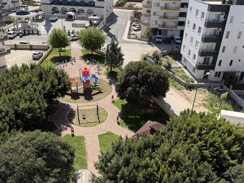 Erdemli Alata’da Kiralık 4+1 Daire – Geniş, Merkezi ve Site İçerisinde