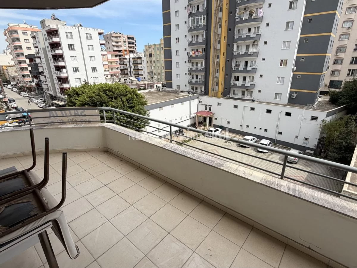 Erdemli Merkez Satılık 3+1 Daire | 180 m² Geniş, Merkezi Konum