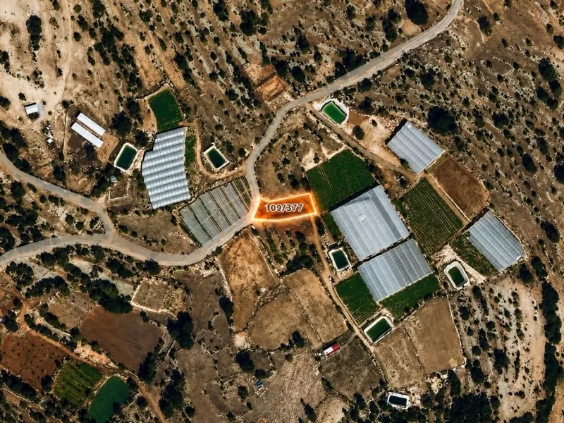 Kızılen’de Satılık 535 m² Müstakil Tapulu Tarla – Yola Cepheli