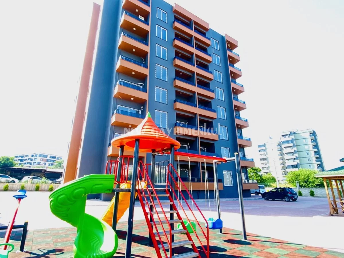Limonlu’da Satılık 1+1 Daire – Plaja 300m, Havuzlu Site, Kaçırılmayacak Fırsat