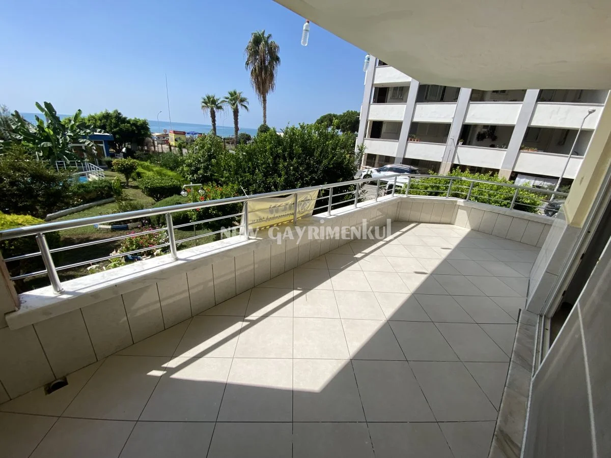 Tömük Seçkinler Sitesi’nde Satılık 3+1 Daire – Denize Sıfır – Havuz Manzaralı