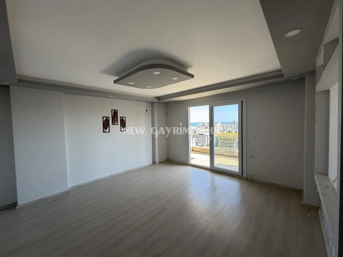 Yukarı Alata’da Kiralık 2+1 Daire – Site İçerisinde – Havuzlu