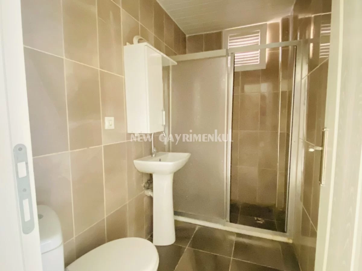 Yukarı Alata’da Kiralık 2+1 Daire – Zemin Kat